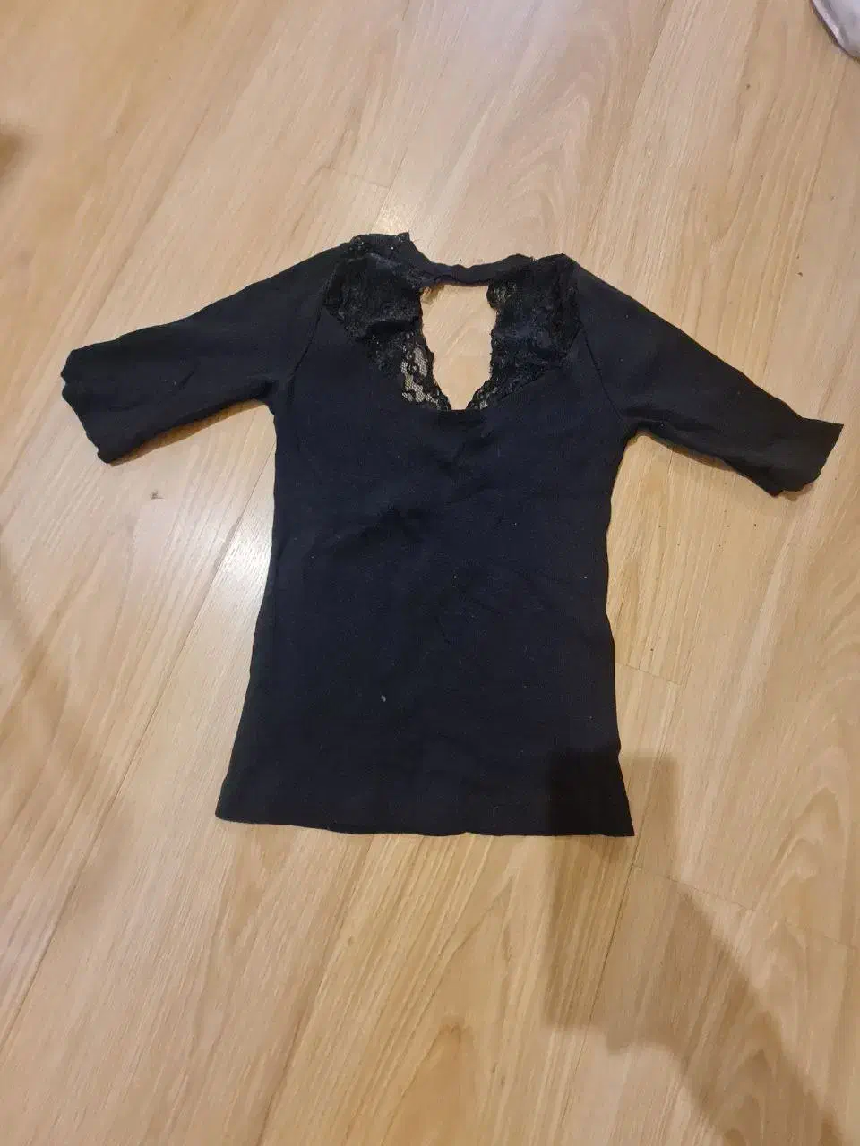 لباس ترک پشت گیپور|لباس|تهران, نیروی دریایی|دیوار