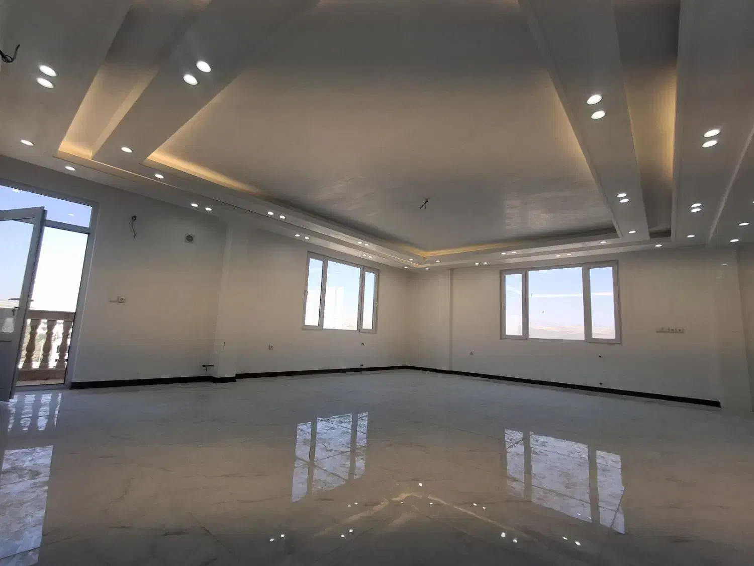 بر فاز ۸ اندیشه تک واحدی با ۵۵۰ وام ۱۴۶ متر|فروش آپارتمان|بروجرد, |دیوار