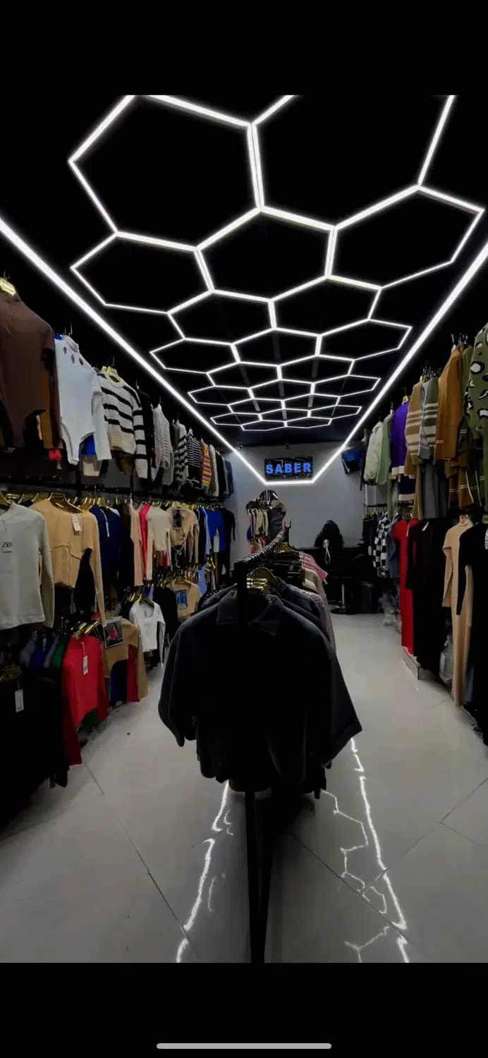 فروشنده پوشاک ‌زنانه|استخدام بازاریابی و فروش|تهران, عبدل‌آباد|دیوار