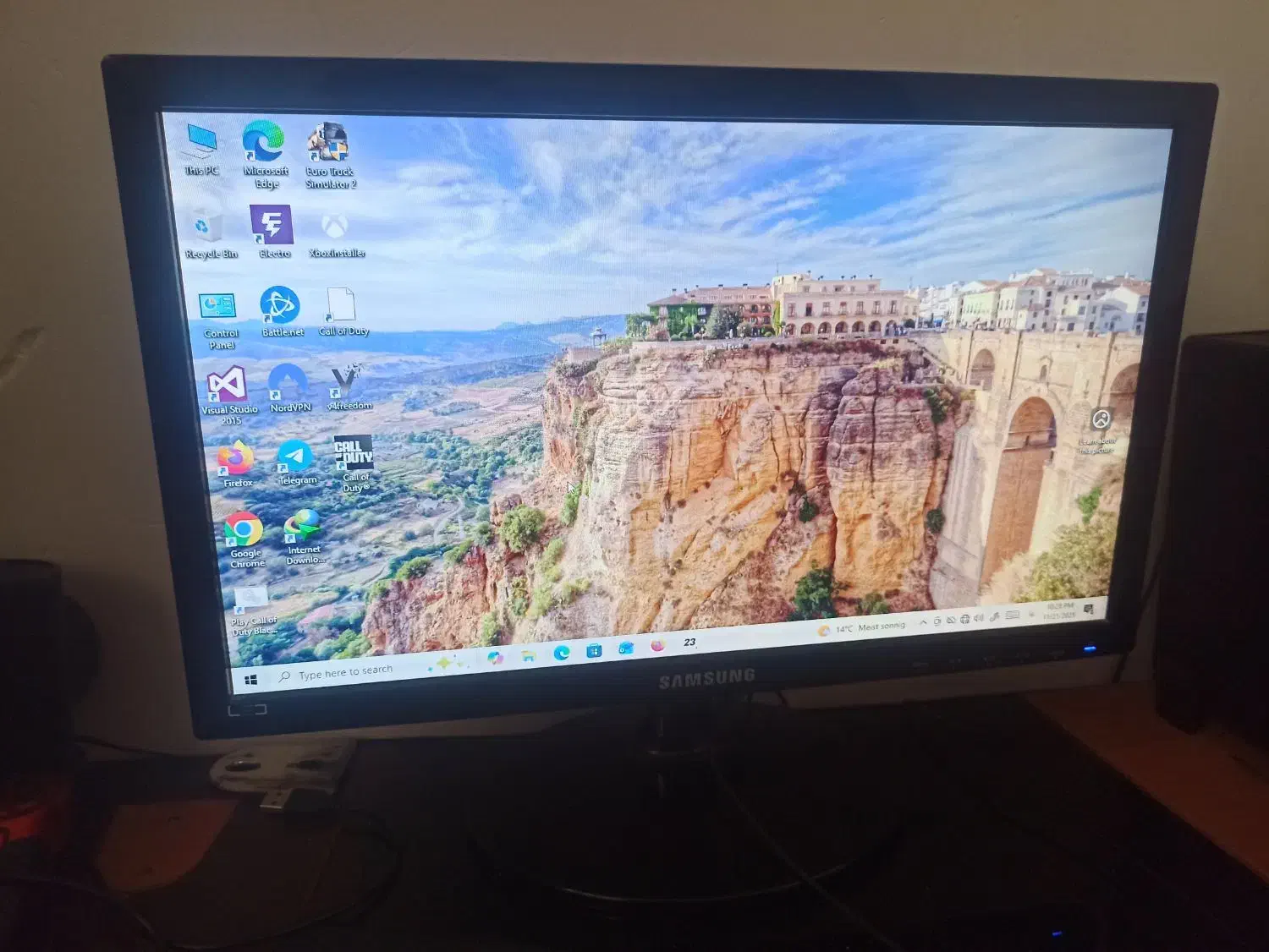 مانیتور سامسونگ|قطعات و لوازم جانبی رایانه|ایلام, |دیوار