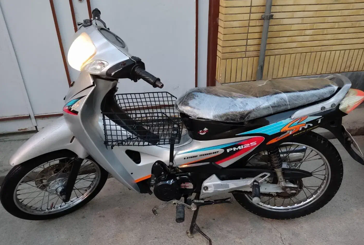 موتور بیکلاج طرح ویو مدل۹۱ مدارکدار|موتورسیکلت|گنبد کاووس, |دیوار