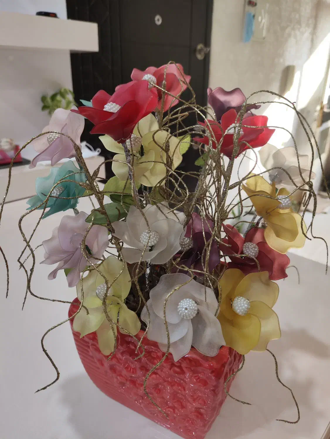 گلدان سفالی وگل کریستال|گل مصنوعی|اهواز, سپیدار|دیوار