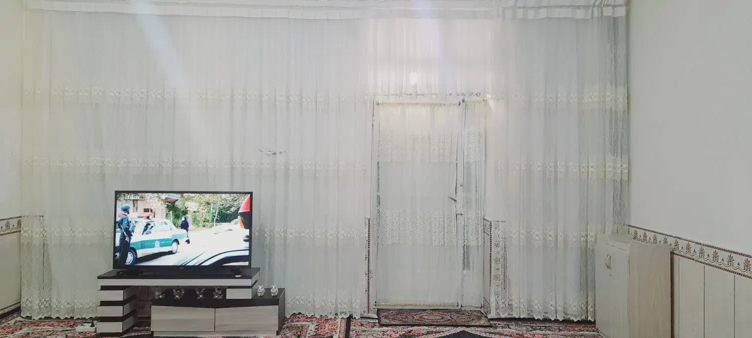 پرده|پرده، رانر، رومیزی|سوری, |دیوار