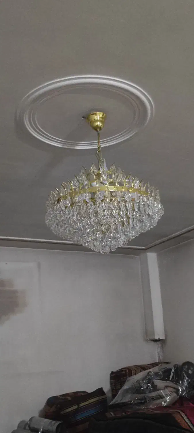 لوستر|لوستر و چراغ آویز|قرچک, مهدیه|دیوار