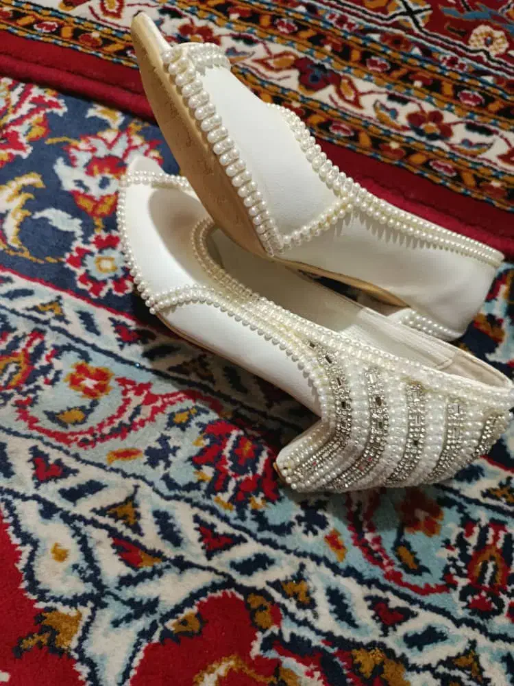 کفش|کیف، کفش، کمربند|گرمسار, |دیوار