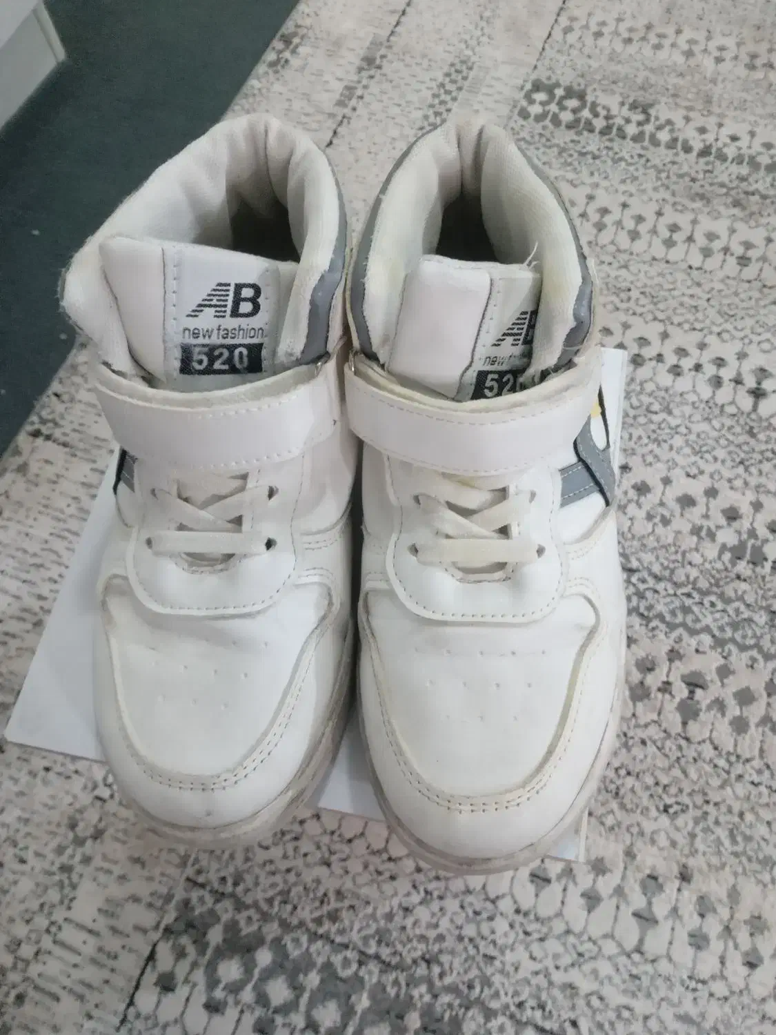 کتونی نیم بوت|کیف، کفش، کمربند|رباطکریم, شهرک درخشان|دیوار