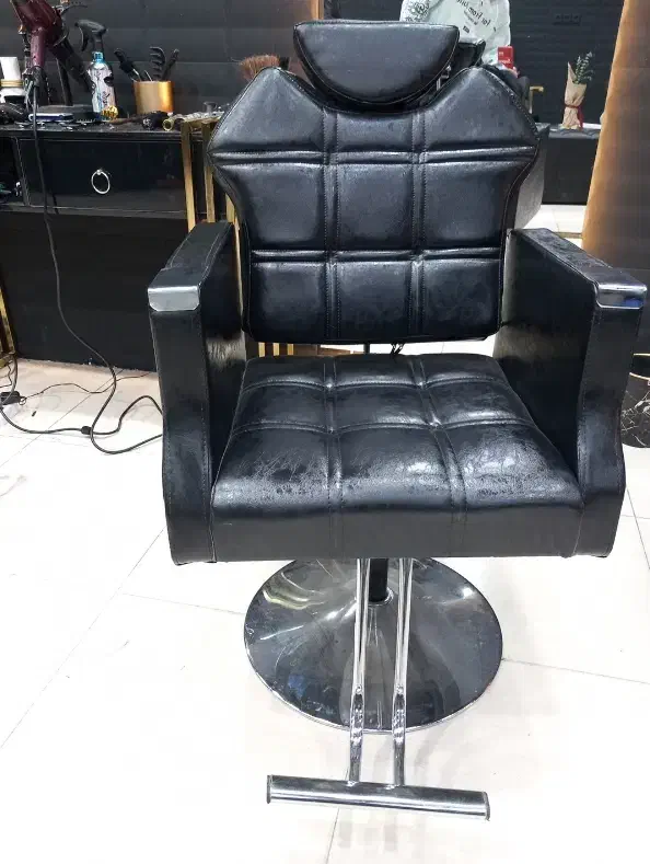 تجهیزات آرایشگری|آرایشگاه و سالنهای زیبایی|آستارا, |دیوار