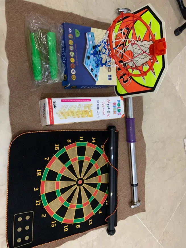 تعدادی وسیله بازی|اسباب‌‌بازی|تهران, مجیدآباد|دیوار