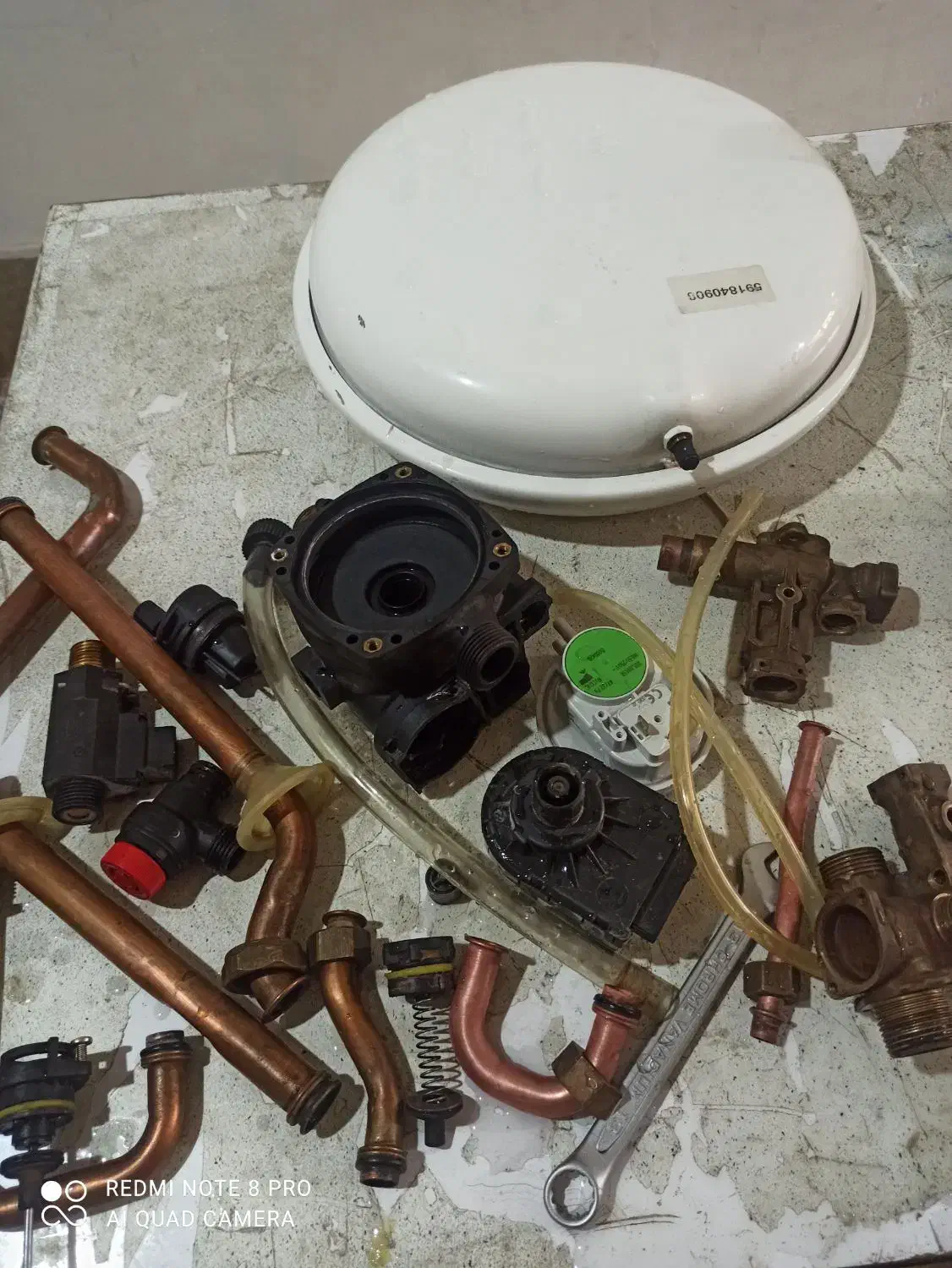 تعمیرات پکیج. شوفاژ. ابگرمکن|خدمات پیشه و مهارت|صدرا-فارس, فاز ۱|دیوار