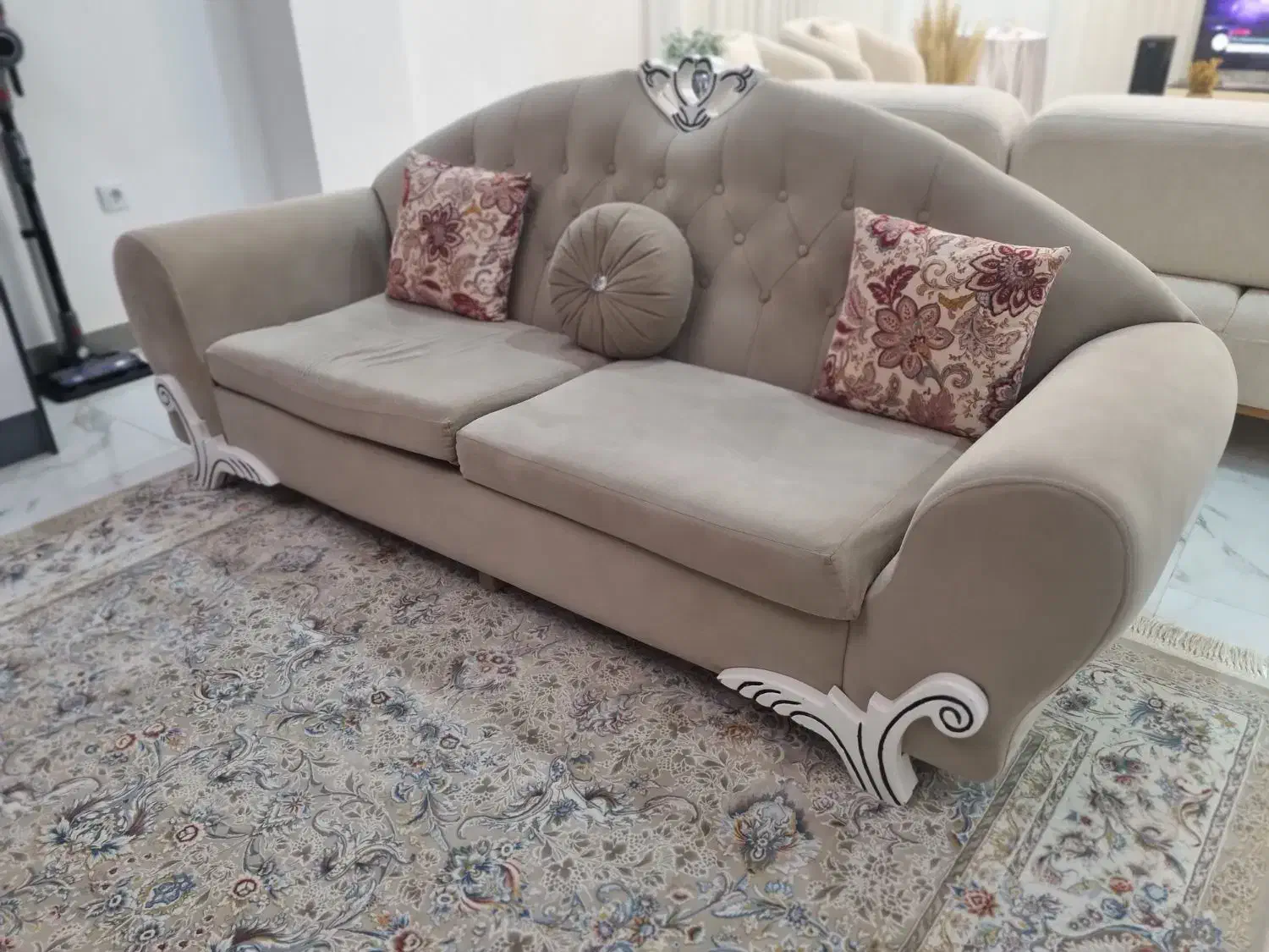 مبل|مبلمان خانگی و میز عسلی|فومن, |دیوار