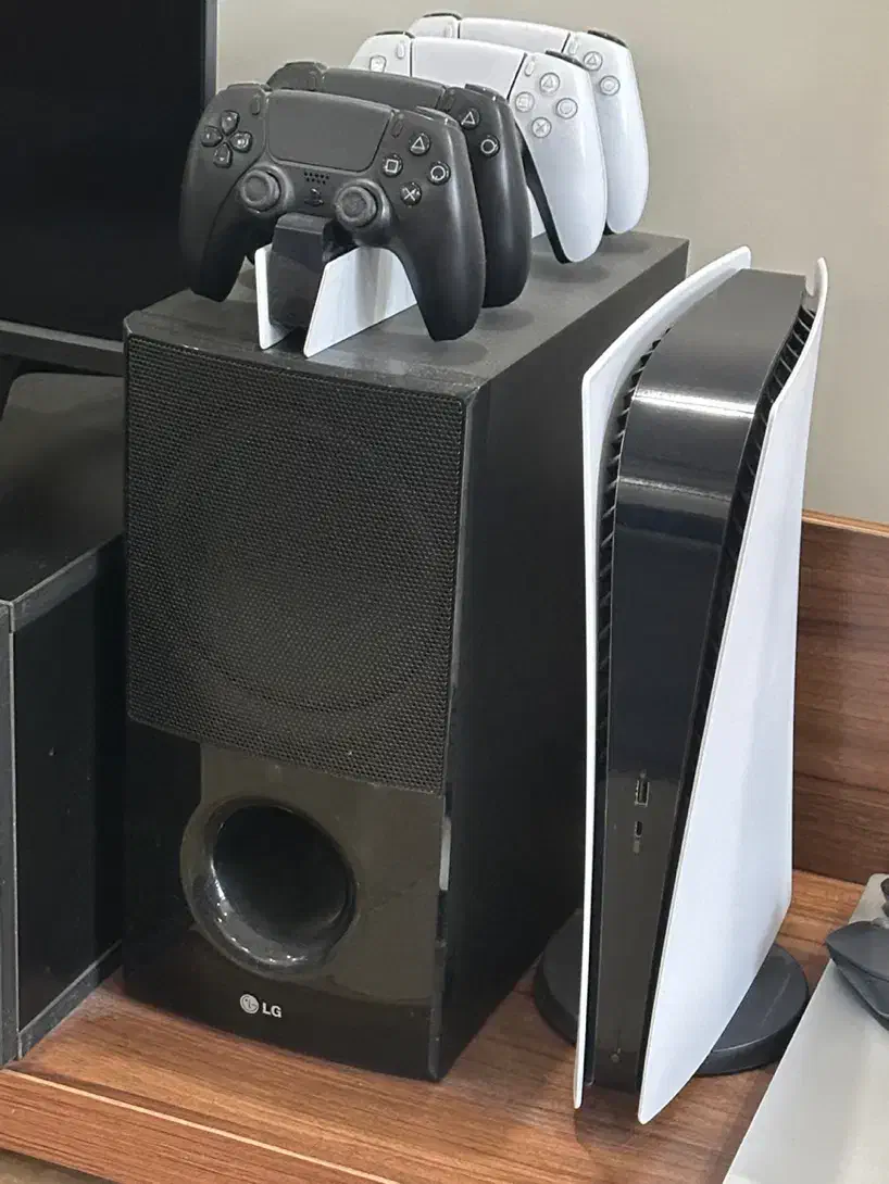 در حد نو ۴ دسته ps5|کنسول، بازی ویدئویی و آنلاین|تهران, تهرانپارس غربی|دیوار