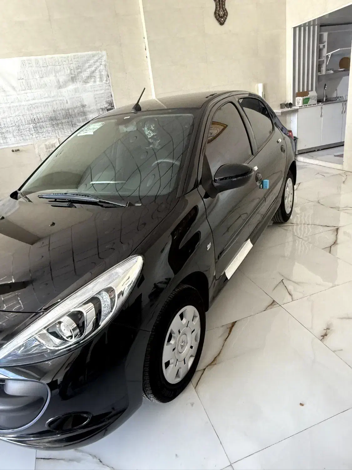 ۲۰۷مدل۴۰۴ تیوفایو سقف فلز مشکی|خودرو سواری و وانت|شیراز, درکی|دیوار