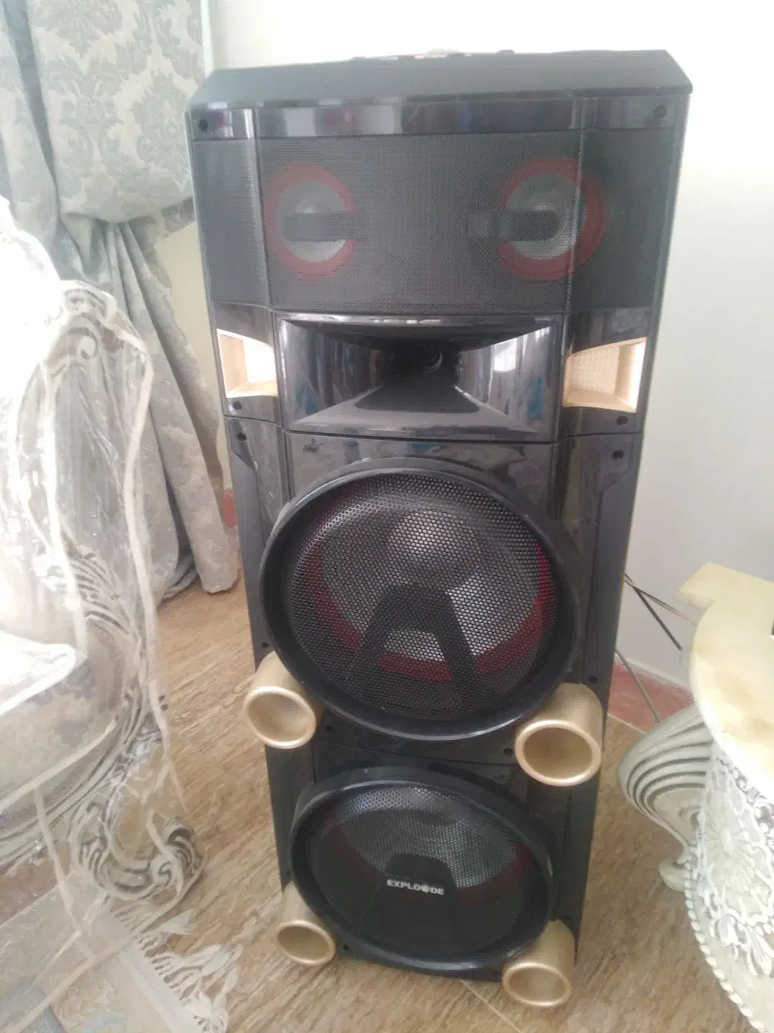 اسپیکر|صوتی و تصویری|اصفهان, گورتان|دیوار