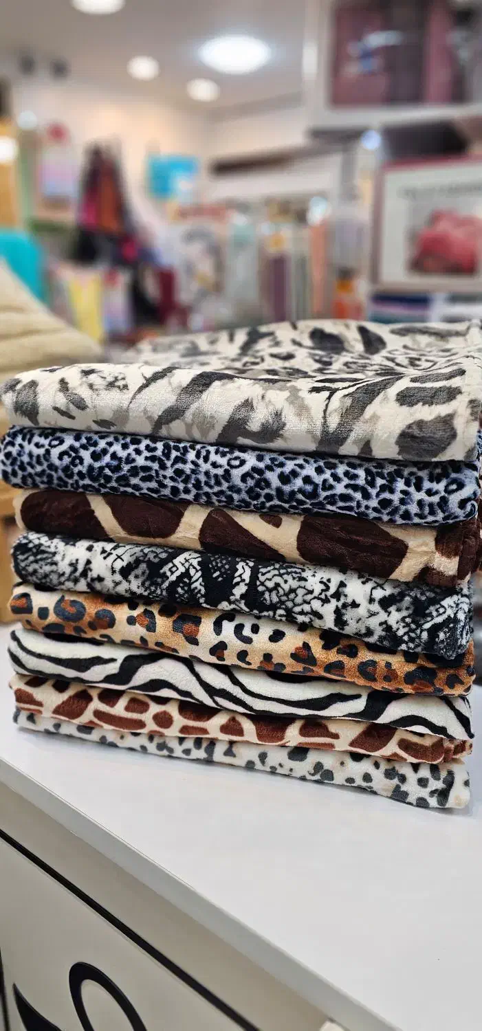 پتوی طرح پوستی یک نفره|رختخواب، بالش، پتو|چالوس, |دیوار