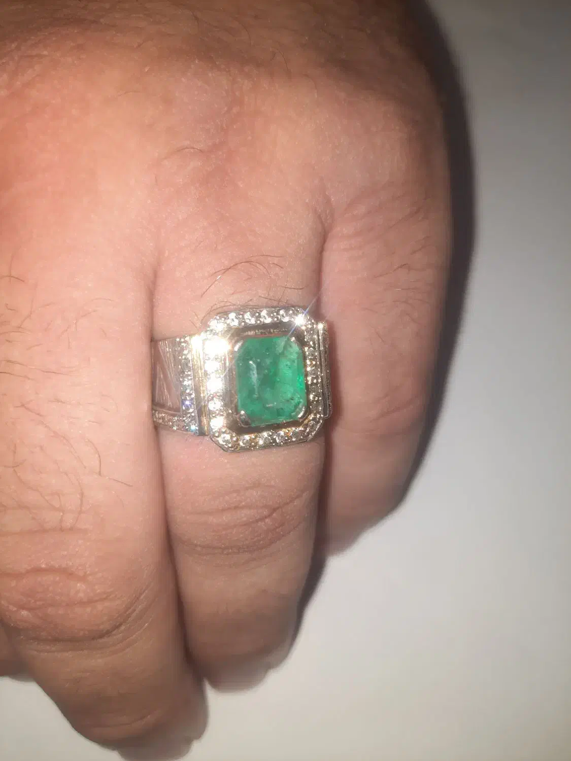 انگشتر جواهر  زمرد  پنج شیر افغانستان  رنگ خاص|جواهرات|خمینی‌شهر, |دیوار