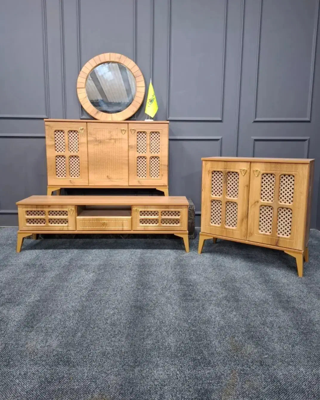 تولید و پخش،انواع کنسول،میز تی وی و جاکفشی|بوفه، ویترین، کنسول|رباط‌کریم, رباط‌کریم|دیوار