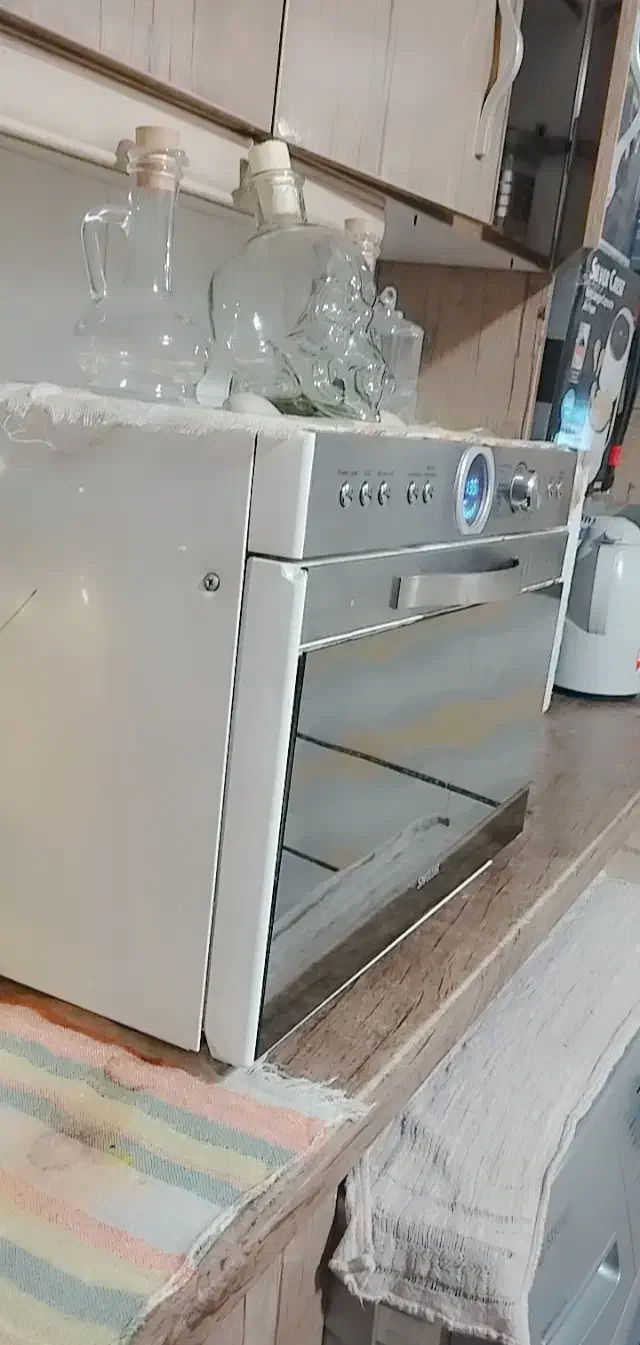 سولاردوم .ماکروفر .|اجاق گاز و لوازم برقی پخت‌وپز|چابهار, |دیوار