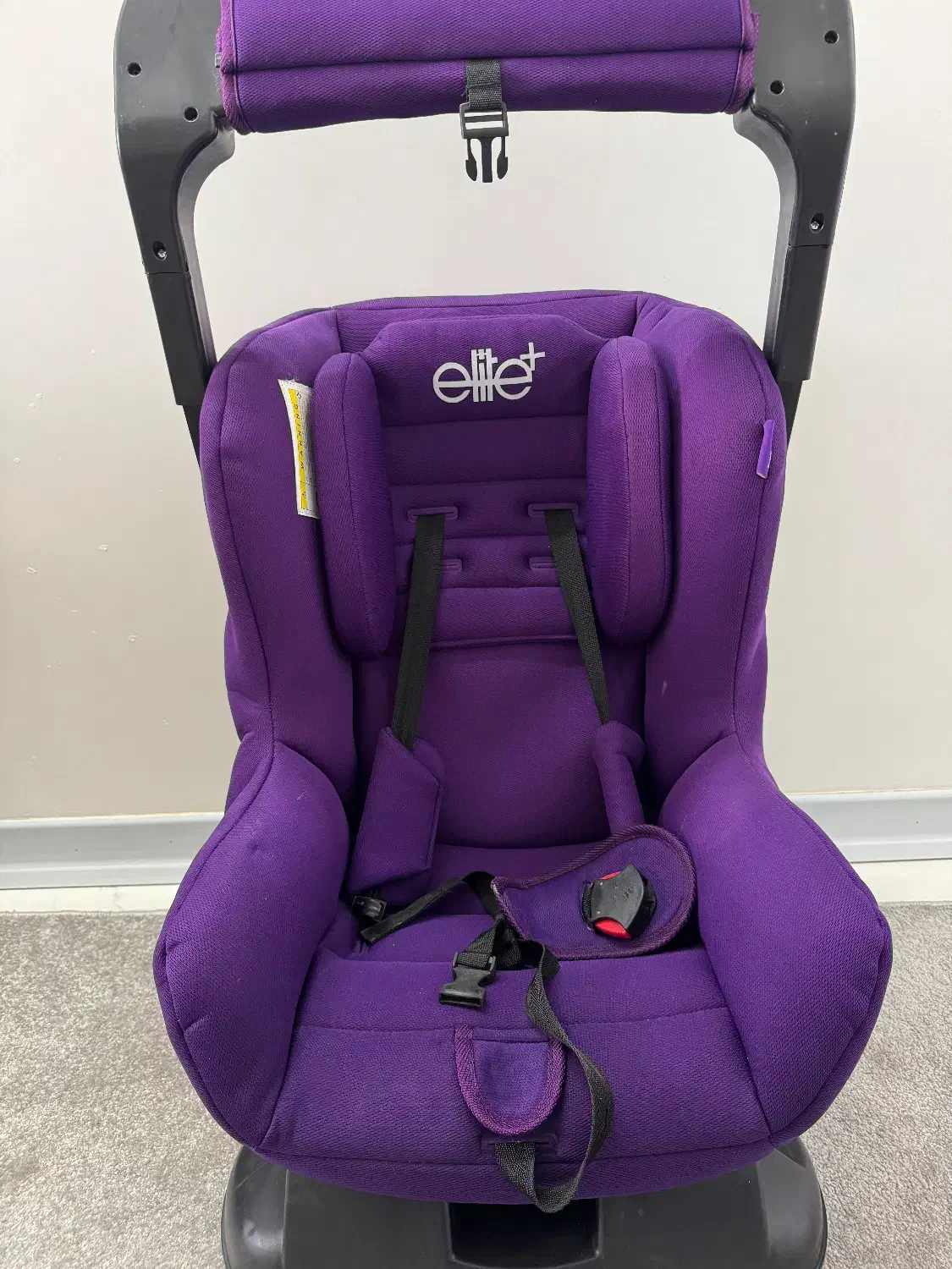 صندلی ماشین|تخت و صندلی بچه|کاشان, دانش|دیوار