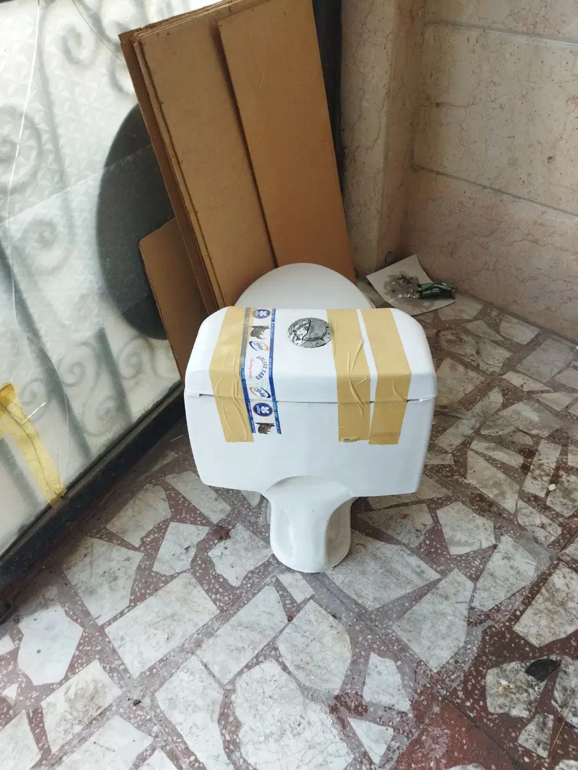 توالت فرنگی|لوازم سرویس بهداشتی|آستانه اشرفیه, |دیوار