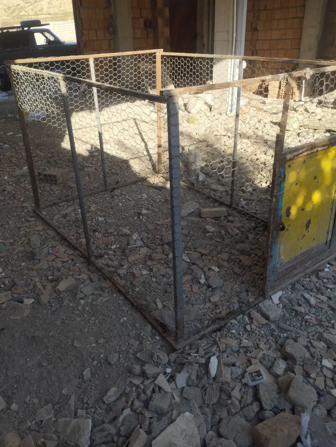 قفس.پرنده.برای.مرع.سالمدردارد|لوازم جانبی حیوانات|گرگان, |دیوار