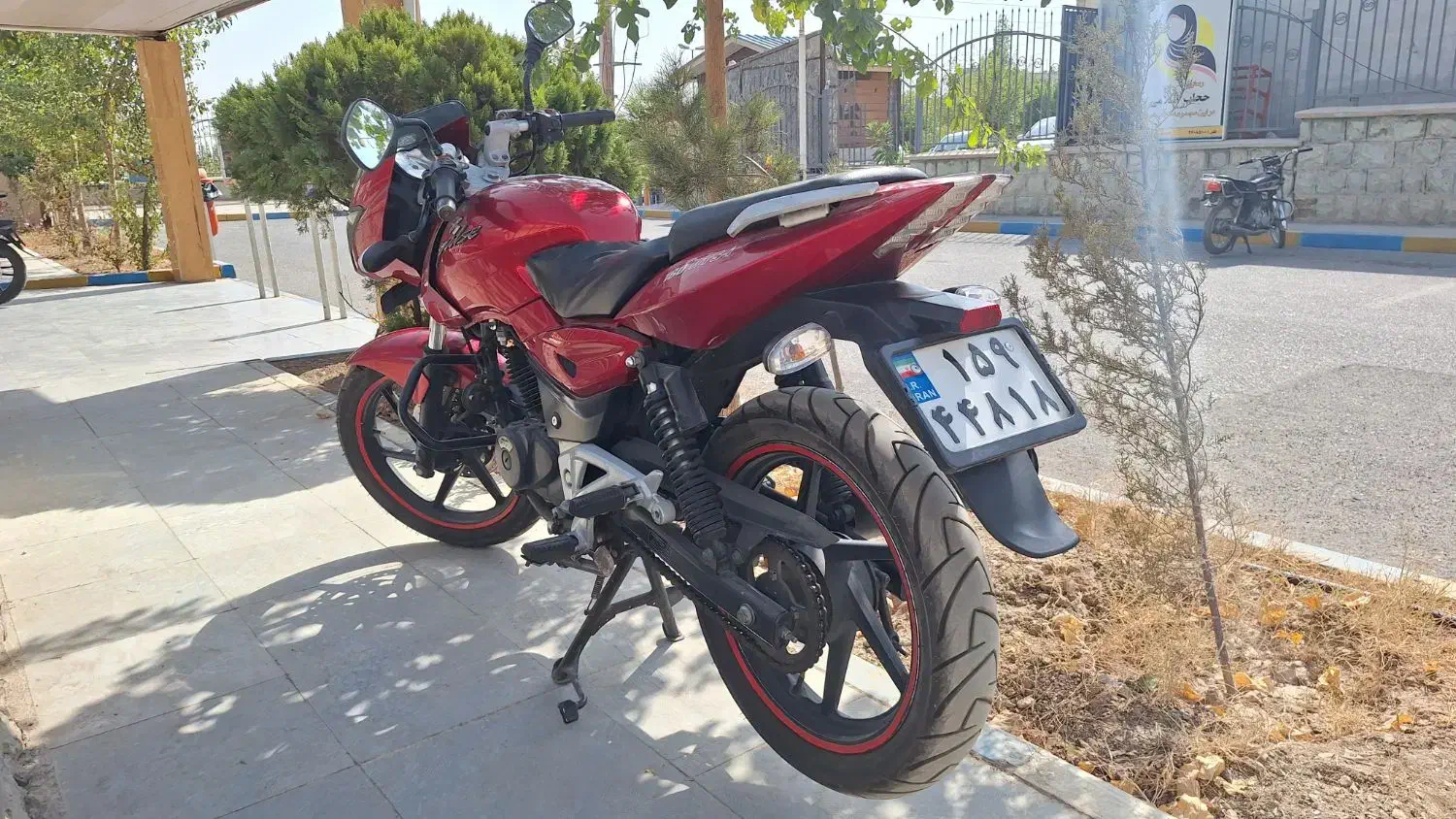 پالس یوجی فور ۱۸۰|موتورسیکلت|تهران, دهکده المپیک|دیوار