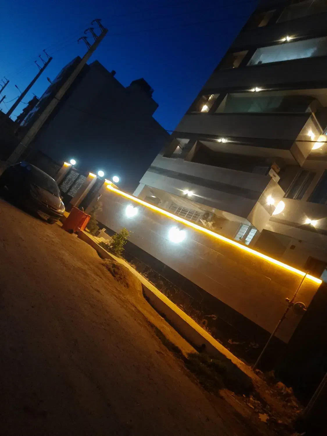 برقکارساختمان.برقکار.سیم کشی.لاین نوری.دوربین|خدمات پیشه و مهارت|شیراز, فرهنگ شهر|دیوار