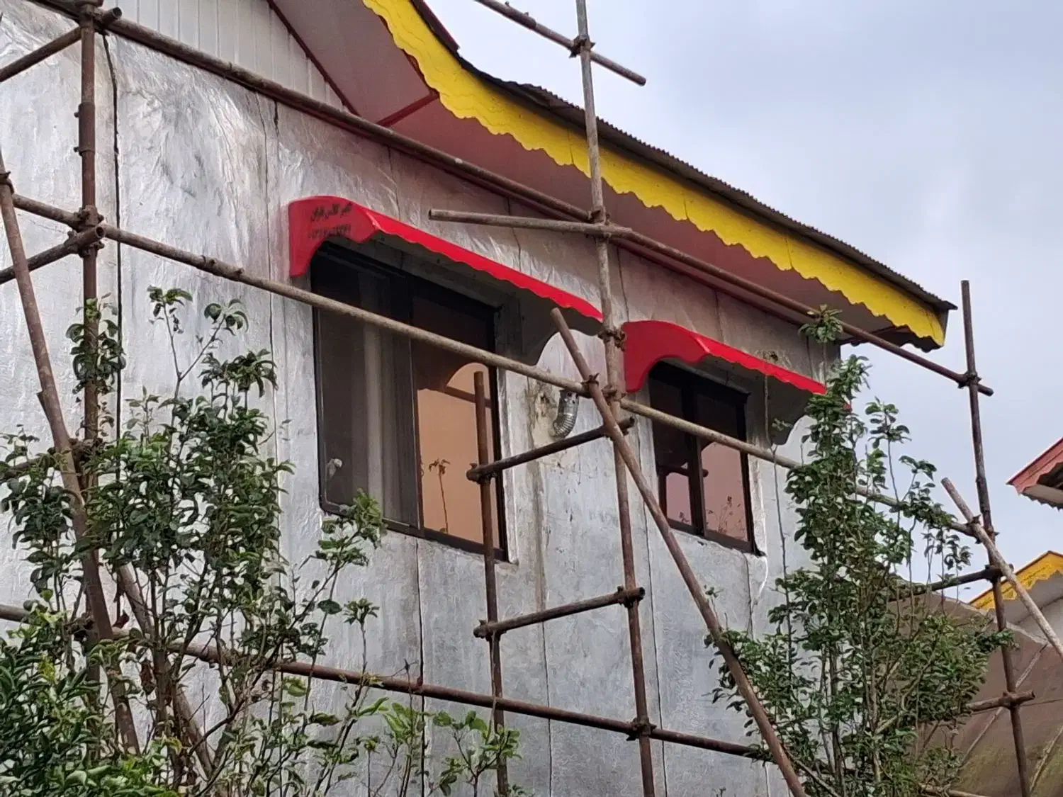 سایبان فایبرگلاس بارانگیر آفتابگیر|خدمات پیشه و مهارت|لاهیجان, بازکیاگوراب|دیوار