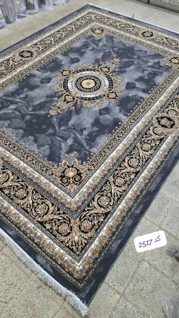 تعدادی فرش درحد نو تو کاور|فرش|شیراز, شهرک سراج|دیوار