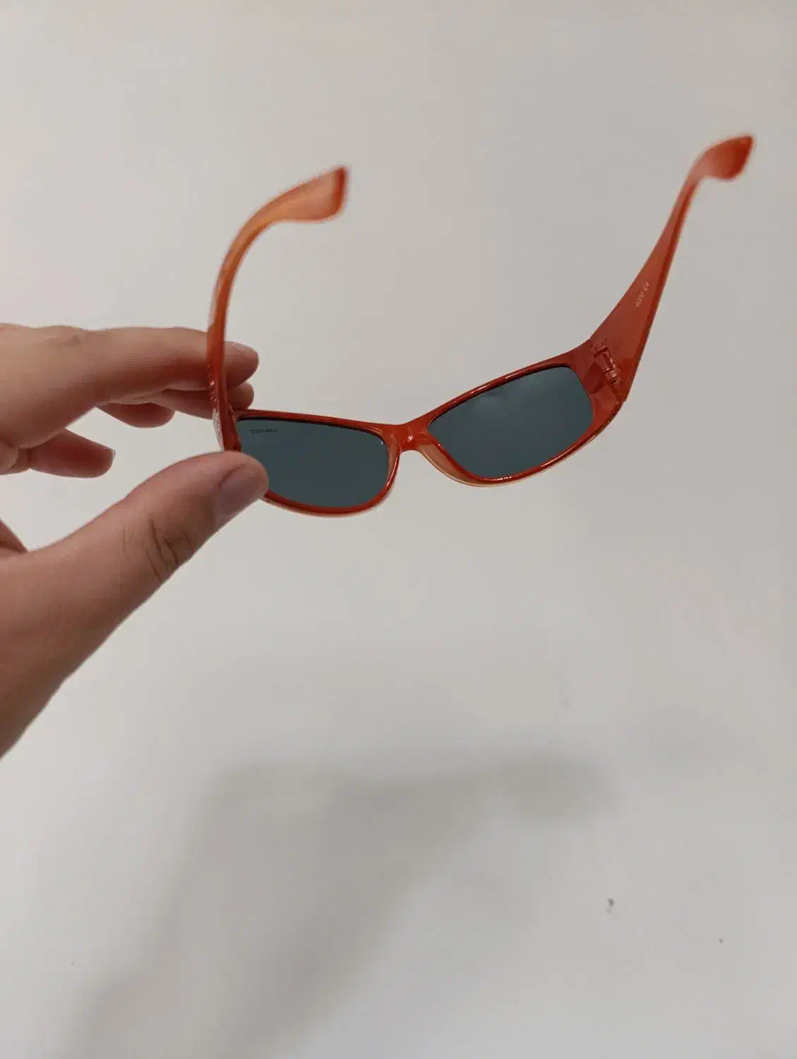 عینک دخترانه در حد نو|زیورآلات و اکسسوری|کرمانشاه, |دیوار