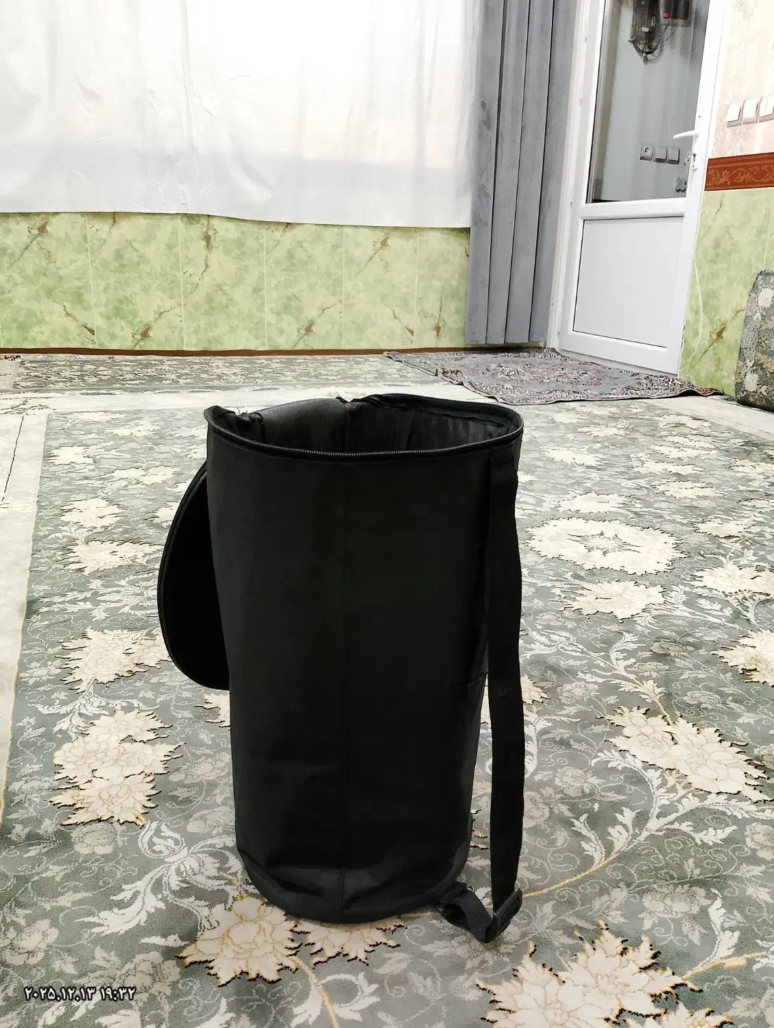 دمبک|درام و پرکاشن|سریش آباد, |دیوار