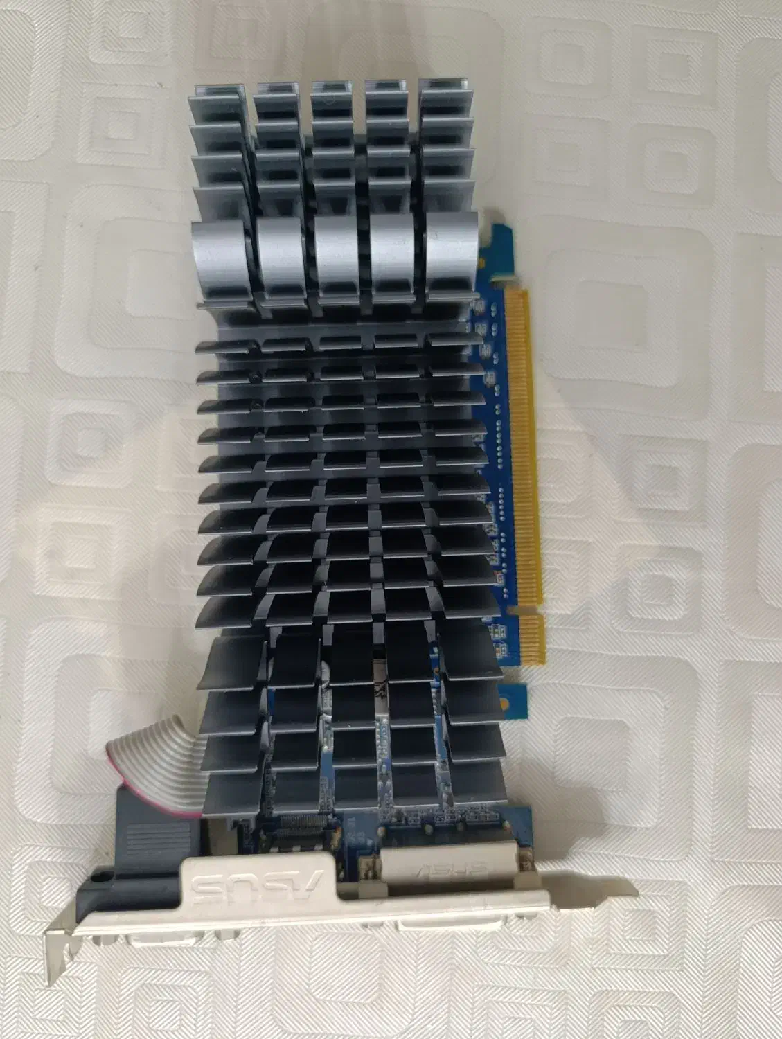 گرافیک|قطعات و لوازم جانبی رایانه|اراک, |دیوار