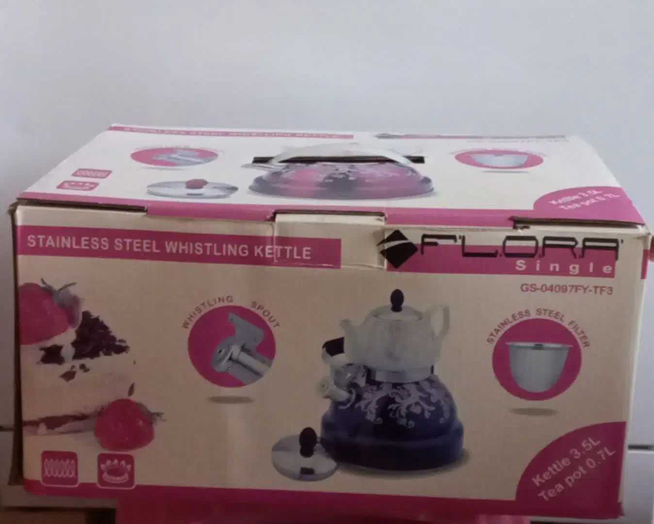 قوری و کتری سوت زن رنگی مارک فلورا|قوری، کتری، قهوهساز دستی|نجفآباد, طالقانی|دیوار