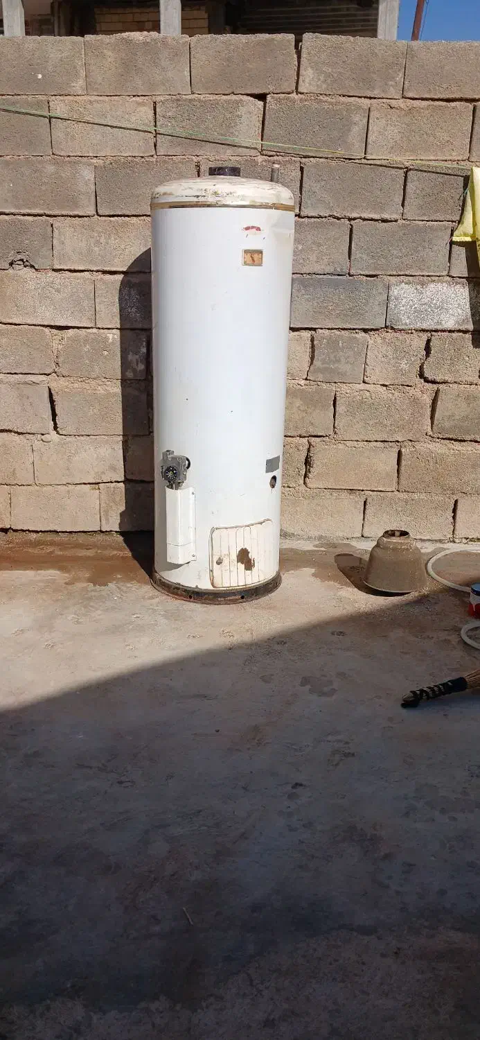 آبگرمکن مخزنی ۱۶۵ لیتر|آبگرمکن، پکیج، شوفاژ|لردگان, |دیوار