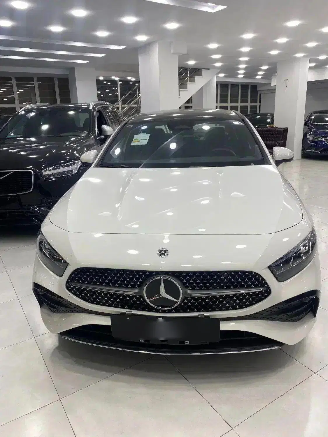 BENZ A 200 & A 180|خودرو سواری و وانت|تهران, ولنجک|دیوار