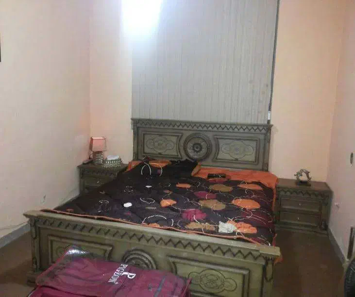 سرویس خواب تمام چوب منبتکاری کلاسیک + خوشخواب طبی|تخت و سرویس خواب|شیراز, شاهجیان|دیوار