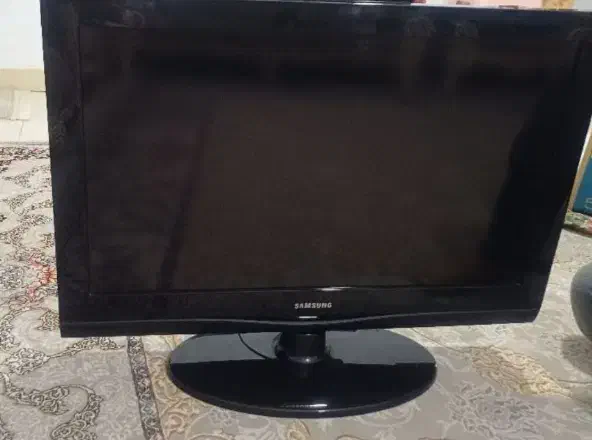 تلویزیون ۳۲ اینچ|تلویزیون و پروژکتور|لنگرود, |دیوار