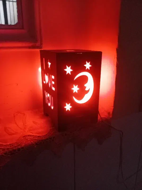 چراغ خواب|چراغ خواب و آباژور|شیراز, تحویلی|دیوار