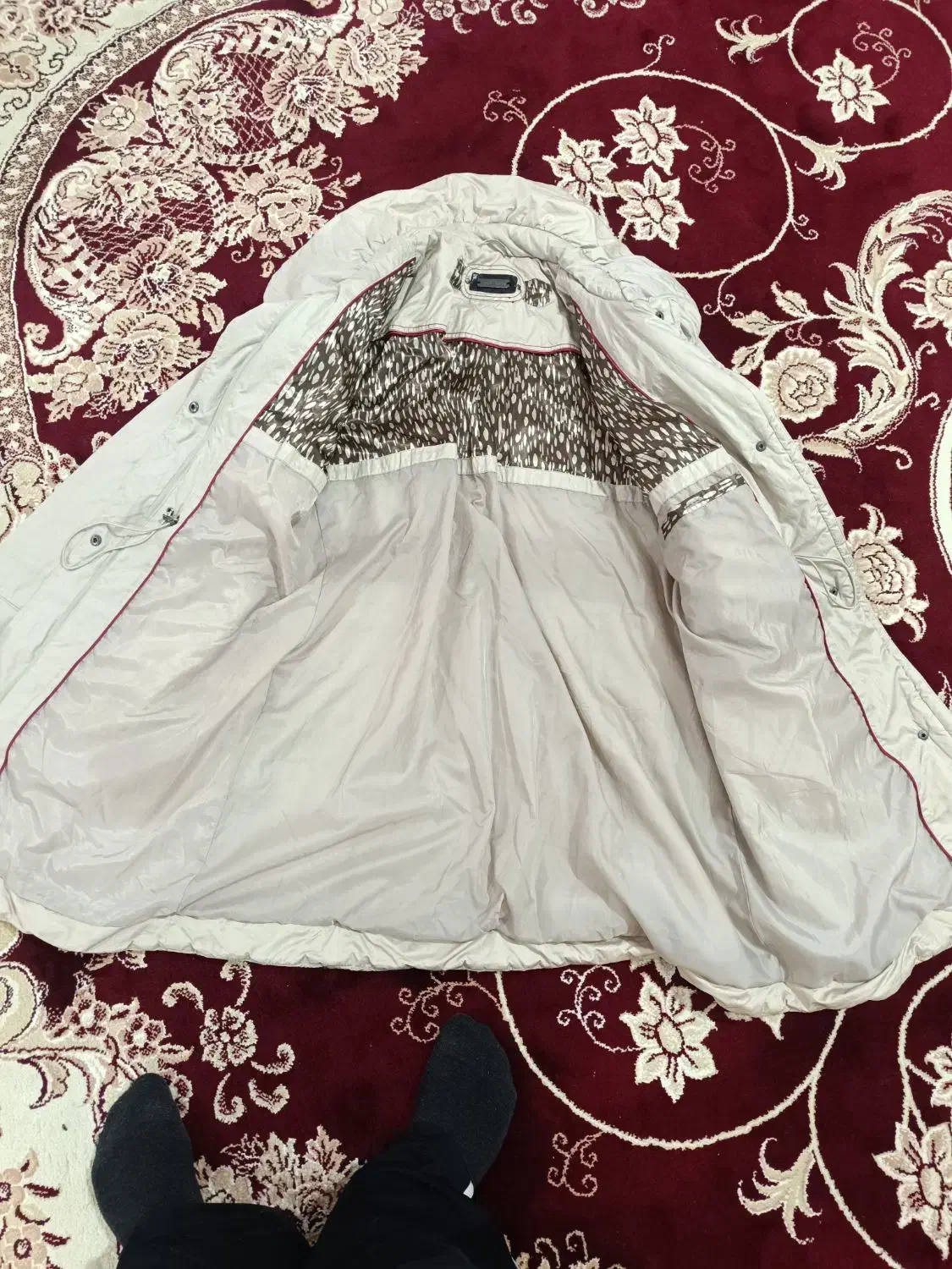 کاپشن|لباس|کوهدشت, |دیوار