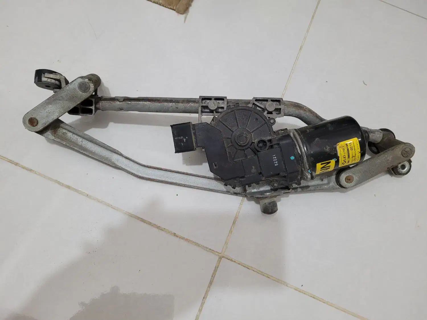 موتور و قیچی برف پاک کن رنو سفران .یک عدد اورجینال|قطعات یدکی و لوازم جانبی|چابهار, |دیوار