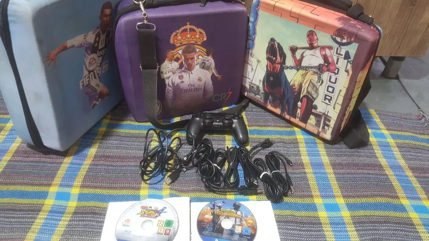 کیفps4. سیم شارژر|کنسول، بازی ویدئویی و آنلاین|دزفول, |دیوار