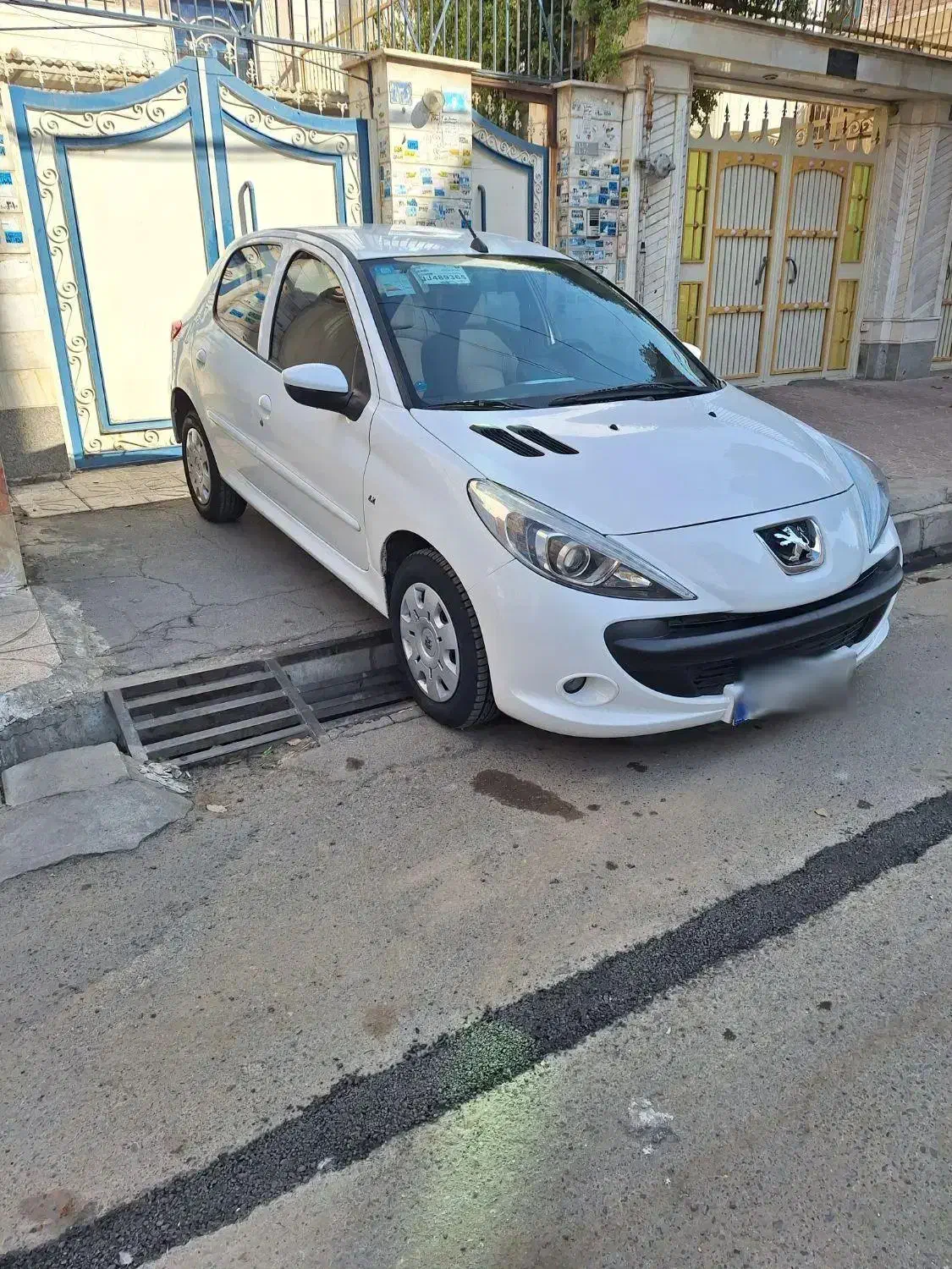 ۲۰۷ مدل ۱۴۰۱ سقف فلز|خودرو سواری و وانت|باقرشهر, |دیوار