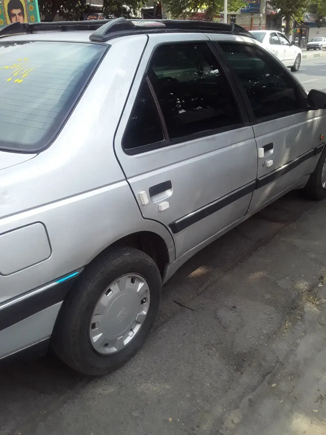 روآ سال|خودرو سواری و وانت|بروجرد, |دیوار