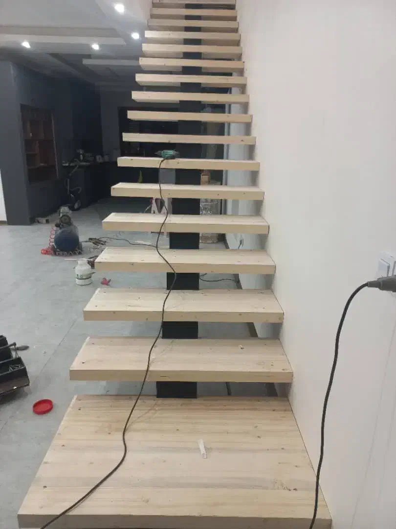 پله،اجرا تخصصی چوب کف پله و نرده چوبی|خدمات پیشه و مهارت|آمل, |دیوار