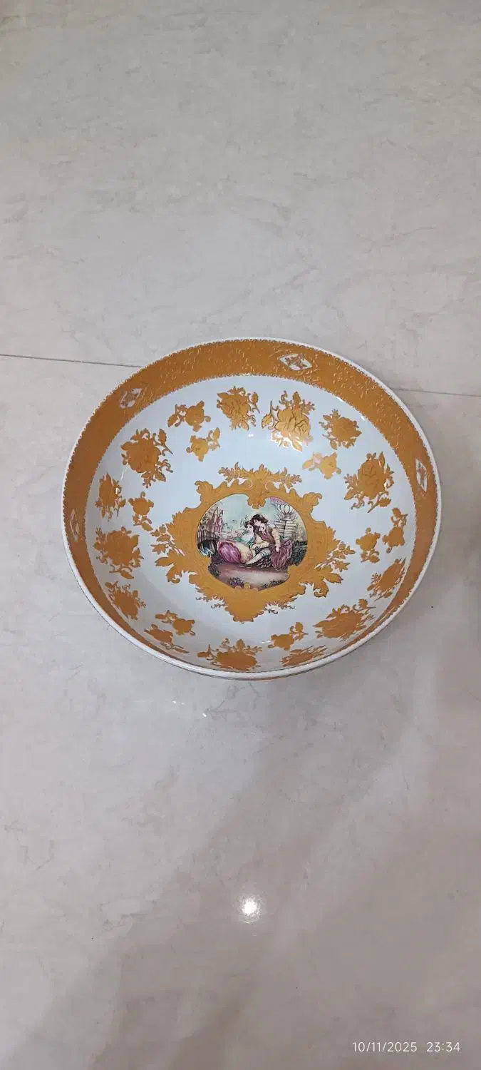 کاسه و بشقاب چینی طرح درباری لیلی مجنون|ظروف سرو و پذیرایی|تهران, خاک سفید|دیوار