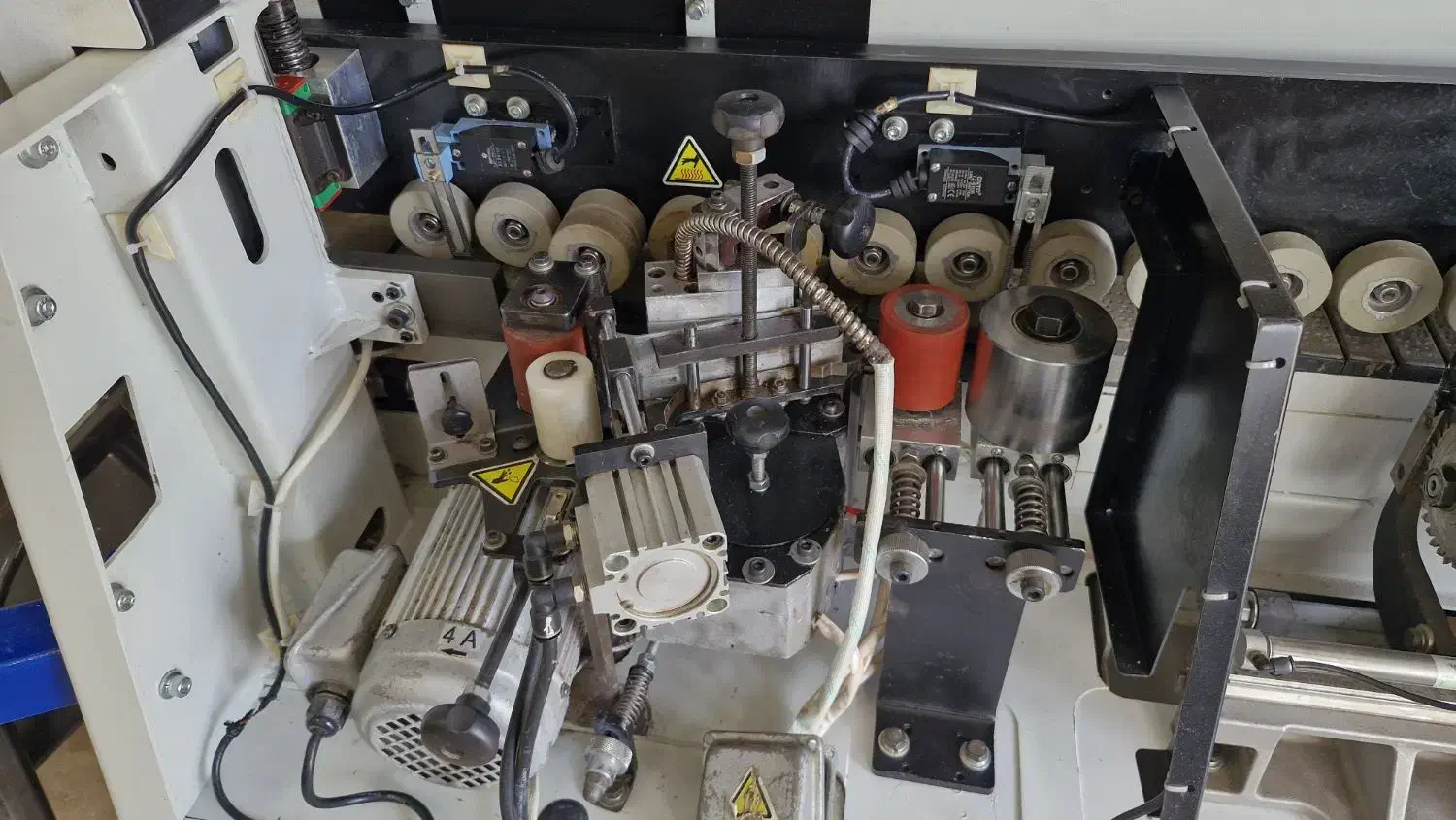 لبه چسبان ۵ ایستگاه نوین چوب|ماشینآلات صنعتی|تهران, نعمتآباد|دیوار