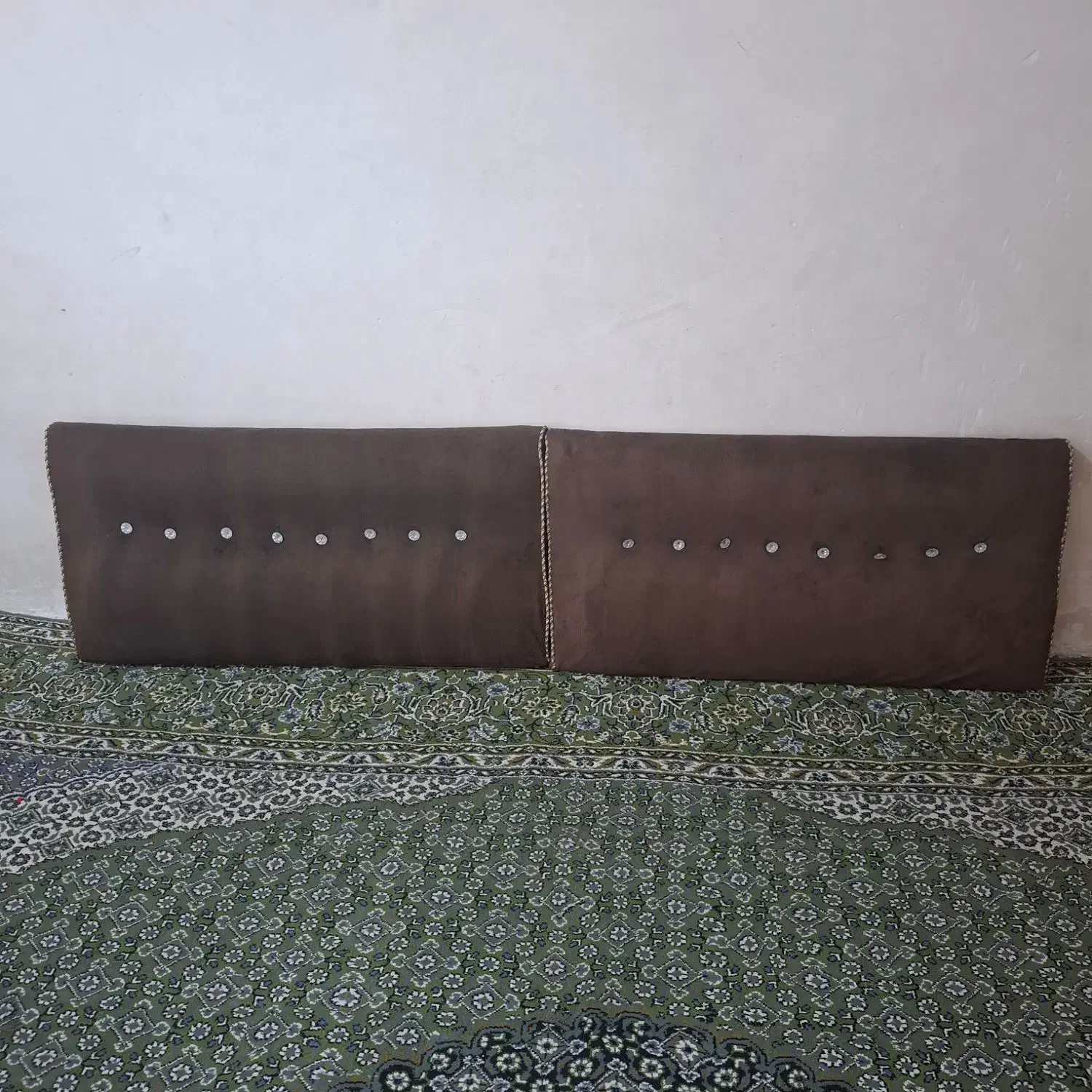 پشتی تمیز ۵عدد|پشتی|آبادان, |دیوار