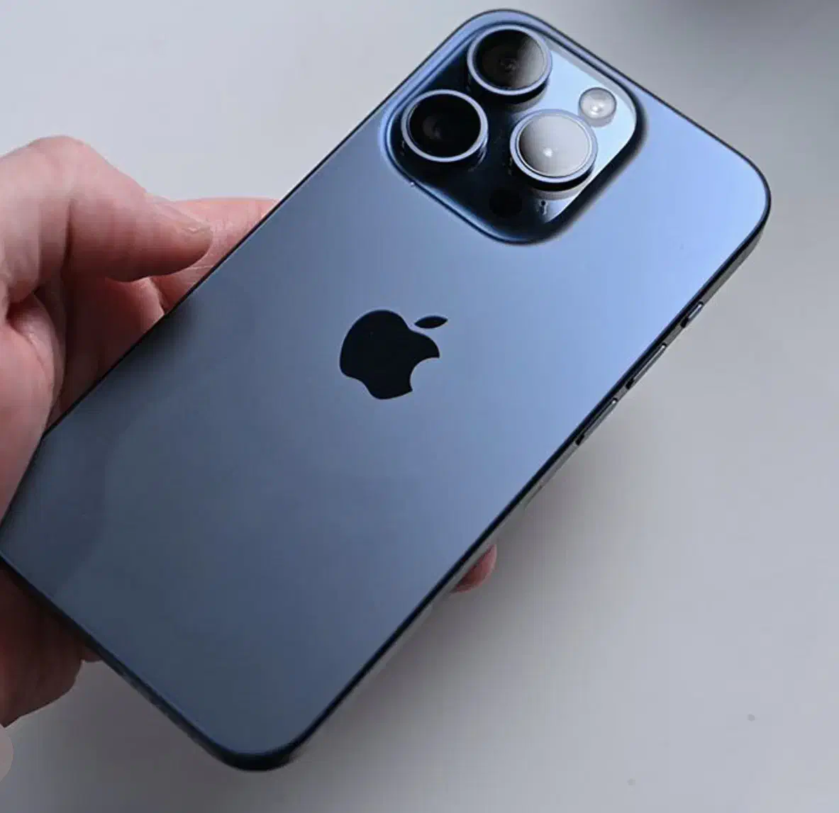 فروش گوشی آیفون۱۵پرومکس|موبایل|تبریز, |دیوار