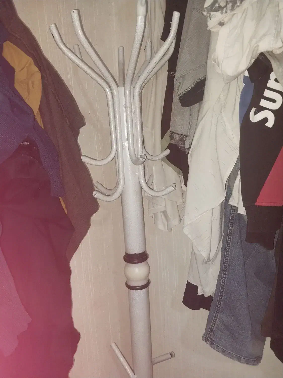 چوب لباسی|مبلمان خانگی و میز عسلی|یاسوج, |دیوار