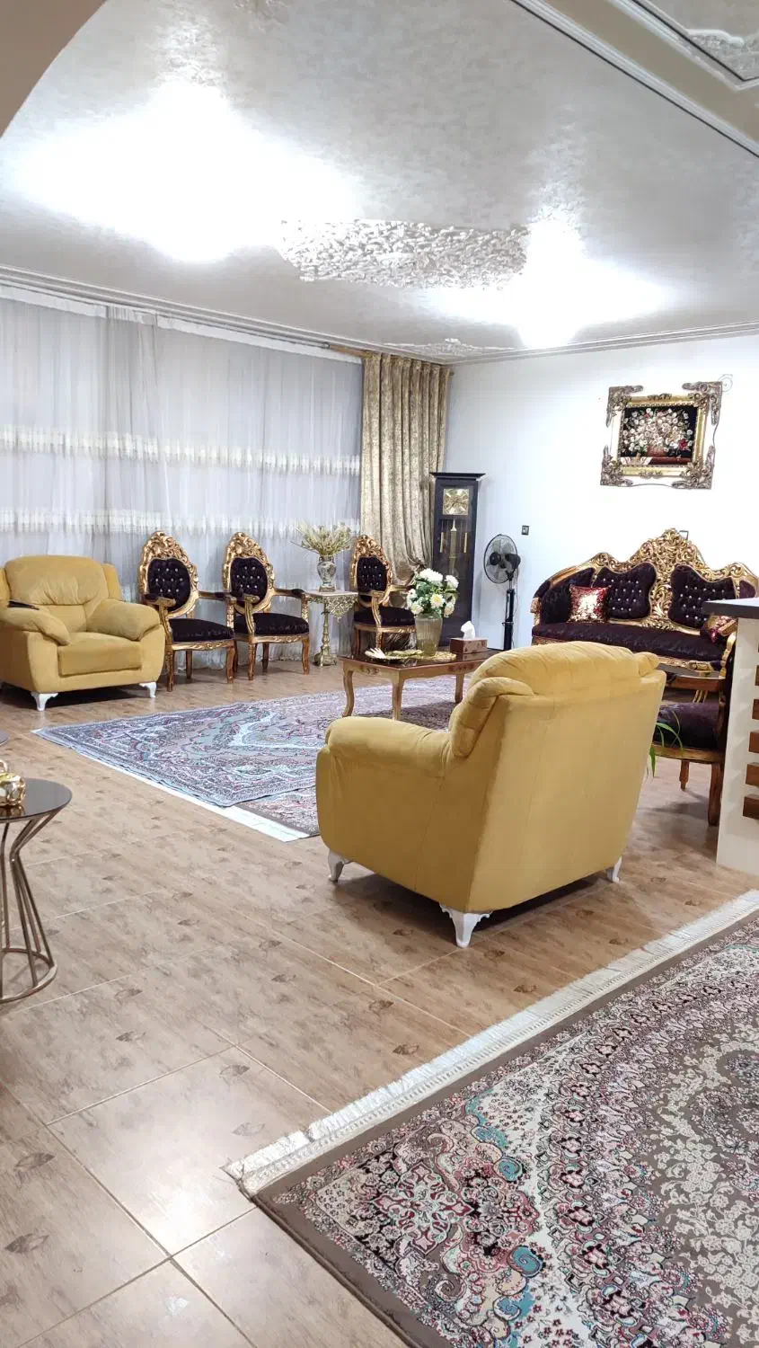 فرشتگان 2/ 136متر/4خواب/تک واحدی/کلا 2 واحد|فروش آپارتمان|شاهینشهر, شهرک هشت بهشت|دیوار