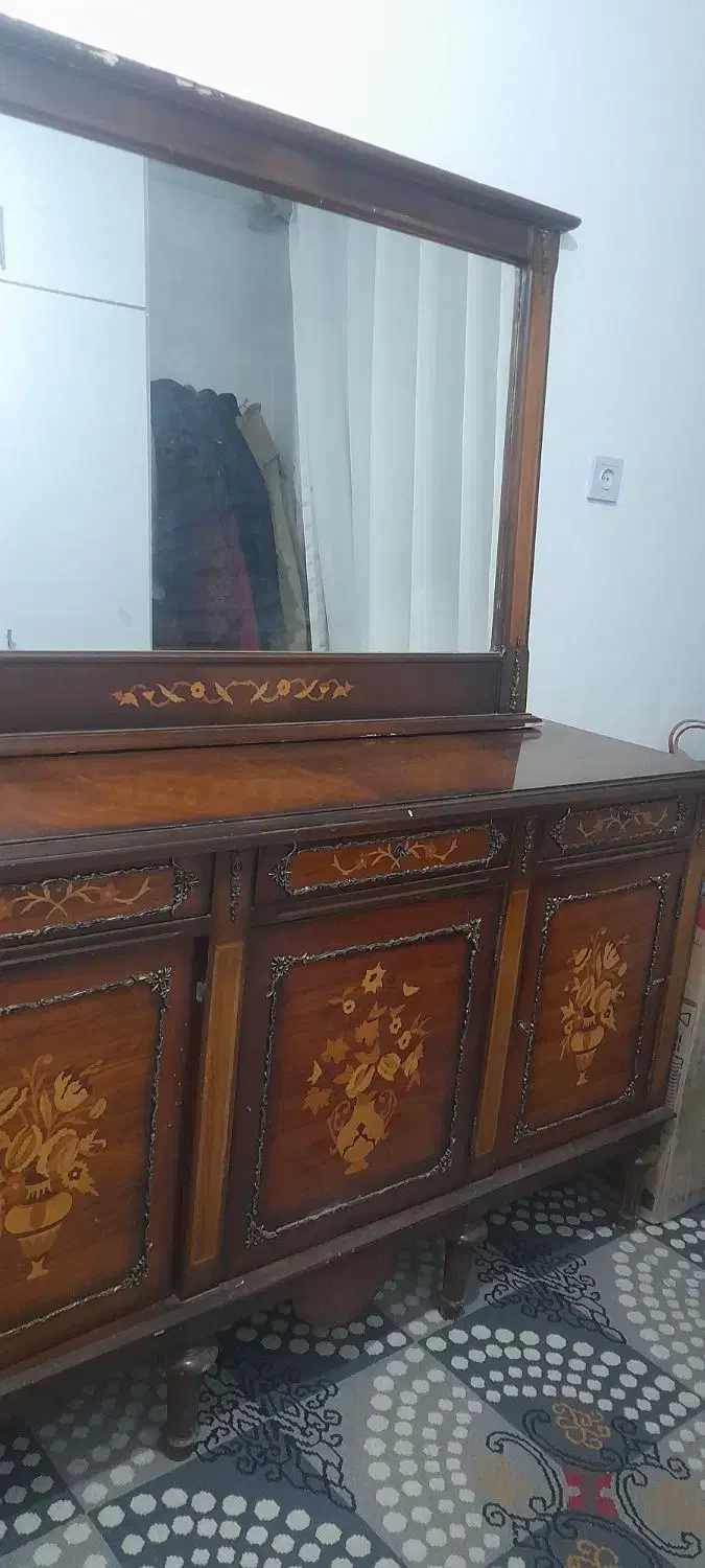 کنسول وایینه چوب اصل|بوفه، ویترین، کنسول|مشهد, توس (بلوار توس)|دیوار